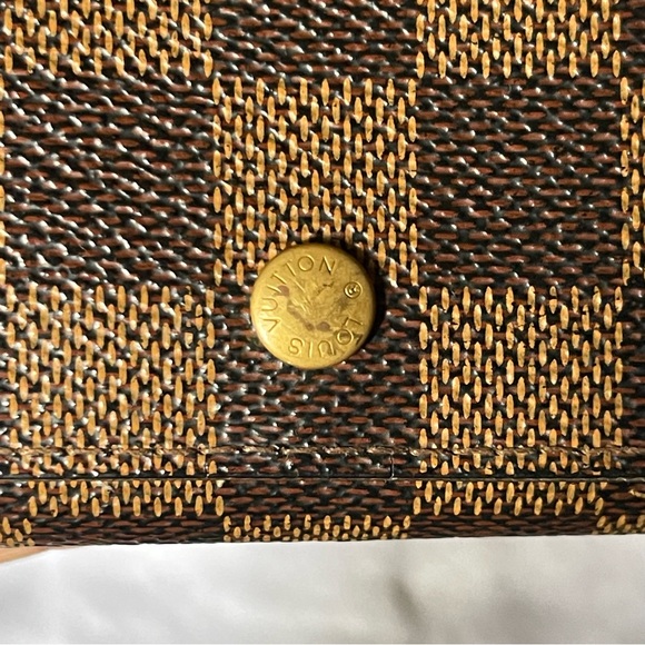 Authentic LV Damier Ebene snap wallet - Picture 3 of 16